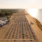 דירה Seaview Delight - 2 Bedroom In ביביונה