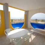 Seaview Delight - 2 Bedroom In Apartman