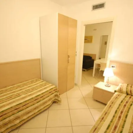 Ideal Getaway Flat For Families Near The Beach Apartment