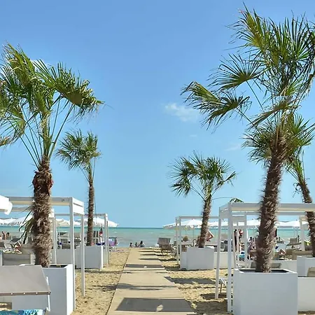 Ideal Getaway Flat For Families Near The Beach