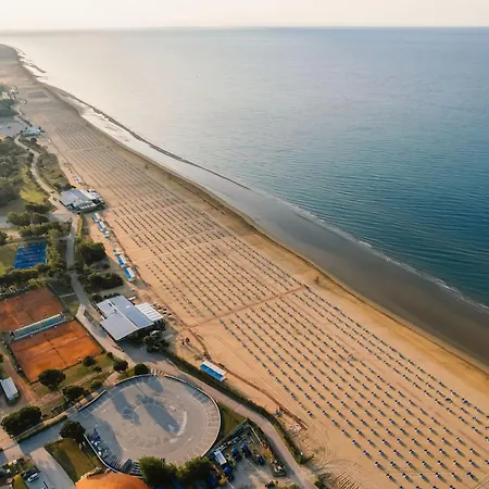 Apartment Ideal Getaway Flat For Families Near The Beach *